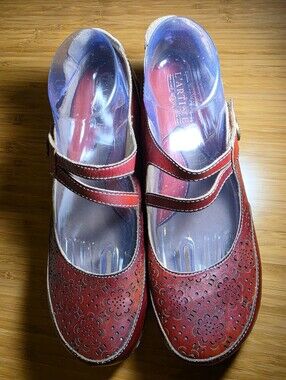 L'Artiste Red Mary Jane Comfort Shoes By Spring Step